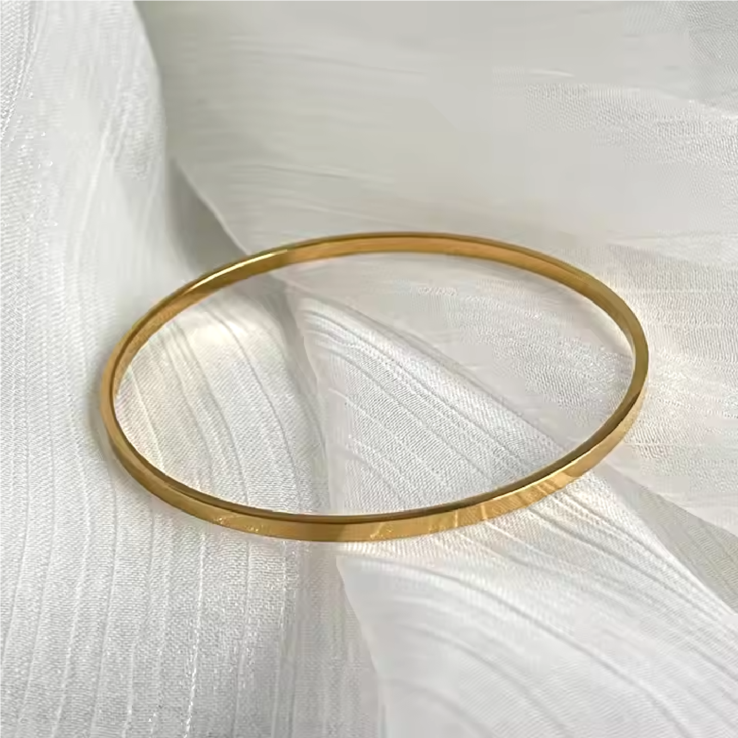 Classic_Flat_Stackable_Bangle_on Material
